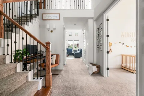 a view of entryway with livingroom and furniture