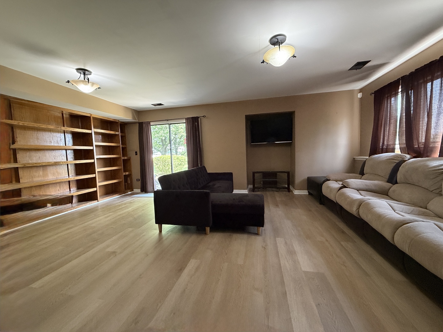 2304 Olde Mill Road Plainfield, IL 60586 - Photo 10 of 13 Gallery Image 10