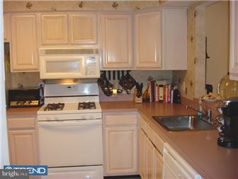 2402 Stokes Road Mount Laurel, NJ 08054 - Photo 7 of 12 Kitchen