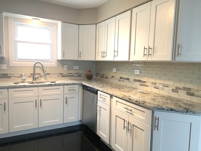 137 East 124th Street Chicago, IL 60628 - Photo 6 of 18