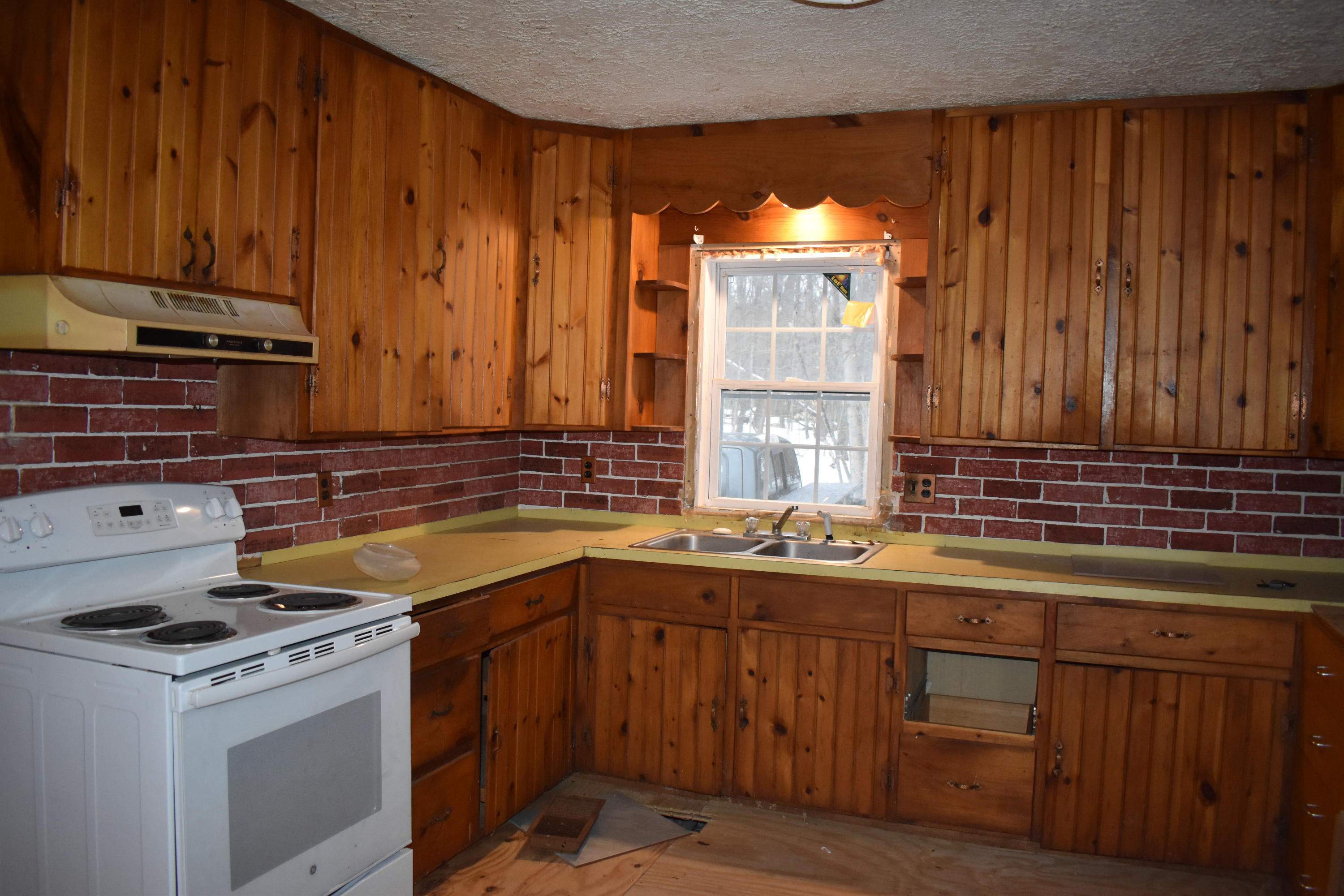 391 Richmond Mills Road Fayette, ME 04349 - Photo 4 of 19 DSC_1134