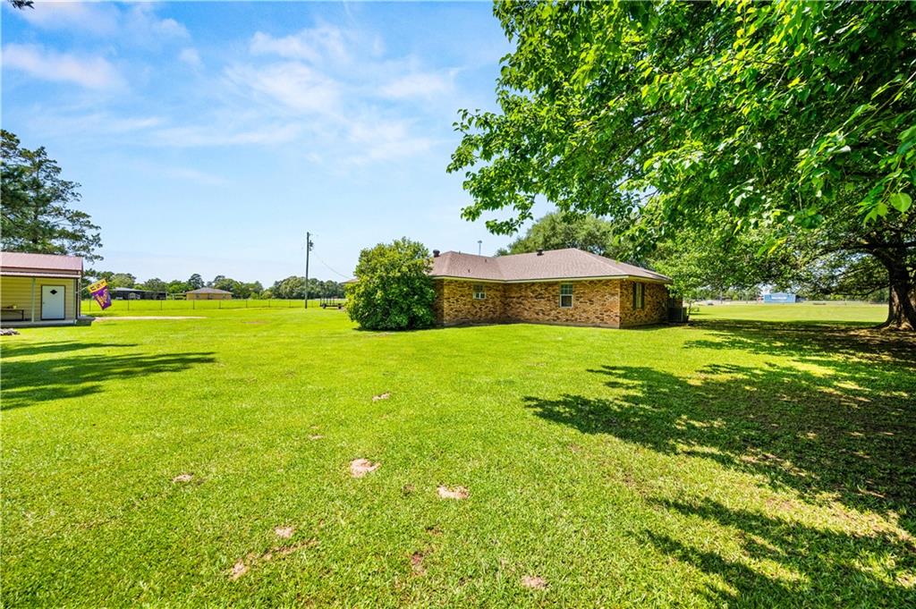 4464 Heritage Road Ville Platte, LA 70586 - Photo 24 of 40 Gallery Image 24