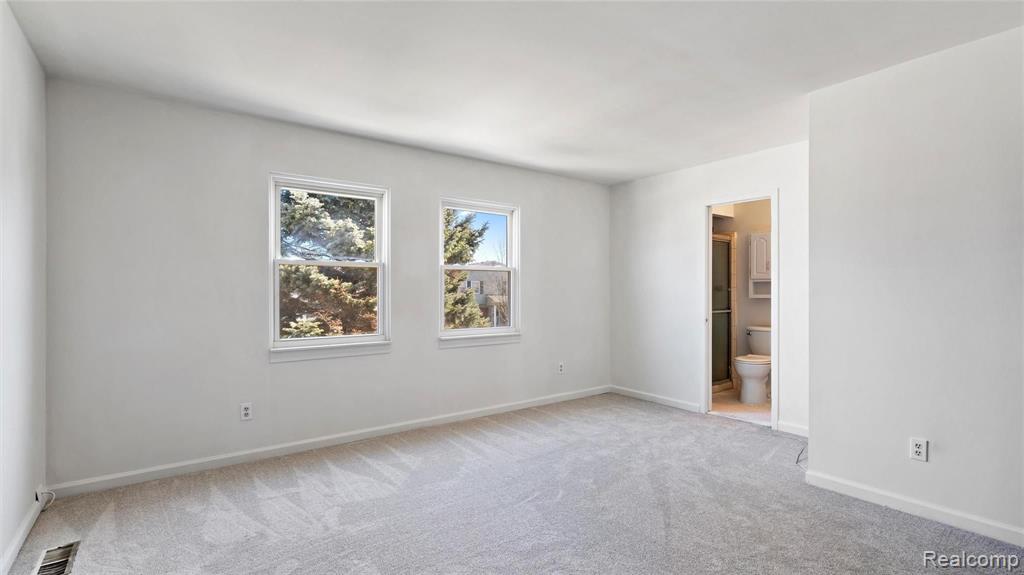 41886 Park Ridge Road Novi, MI 48375 - Photo 19 of 23