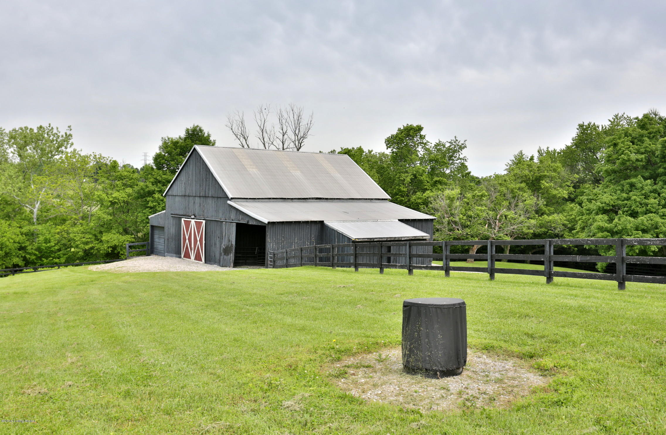 215 Evergreen Road Frankfort, KY 40601 - Photo 4 of 42 2