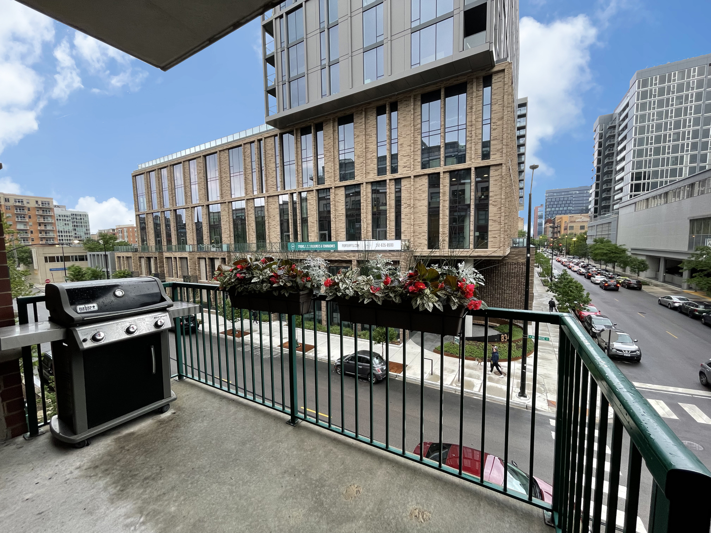 841 West Monroe Street, Unit 3A Chicago, IL 60607 - Photo 15 of 17 a view of street from balcony