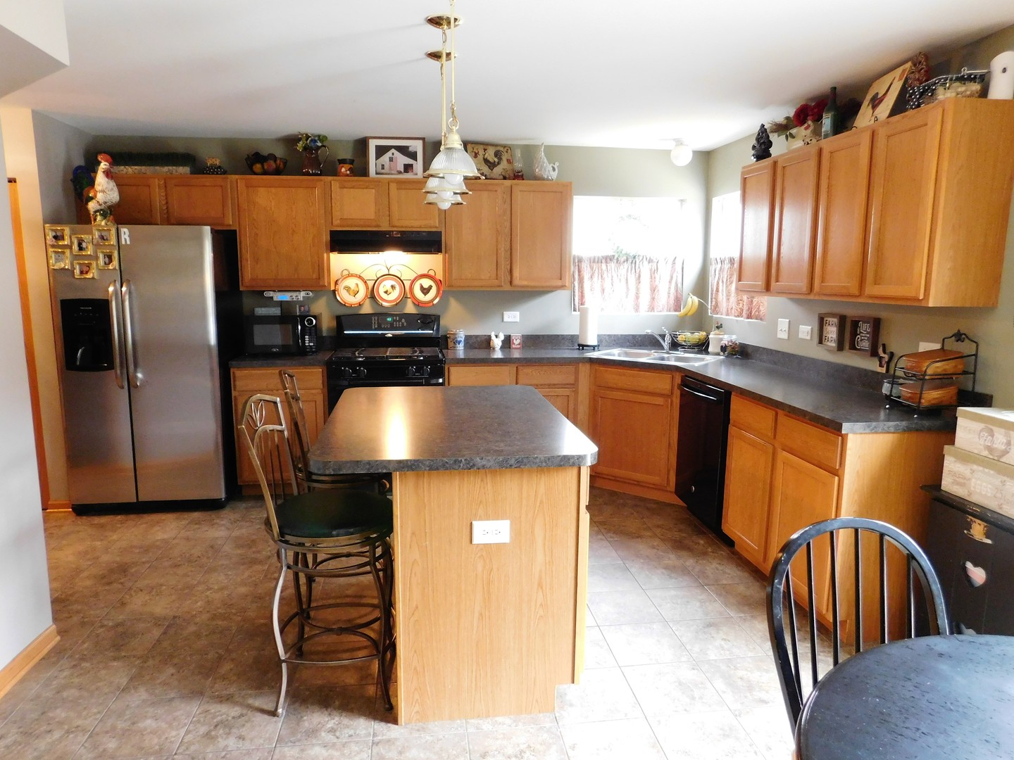 1871 Roger Road Woodstock, IL 60098 - Photo 4 of 24