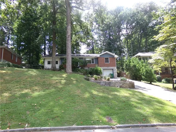 $2,850 | 1857 Fern Creek Lane Northeast, Atlanta, GA 30329