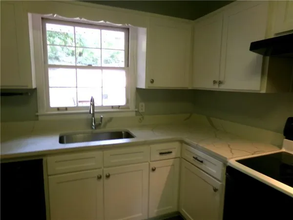 $2,850 | 1857 Fern Creek Lane Northeast, Atlanta, GA 30329
