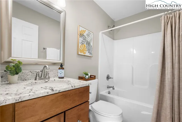 $379,900 | 129 Pinebrook Court, Unit 4, Boone, NC 28607