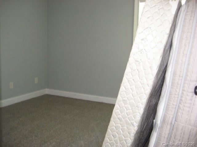 4014 Ruston Creek Road, Unit 86 Catawba, SC 29704 - Photo 24 of 48 a view of an empty room and a window