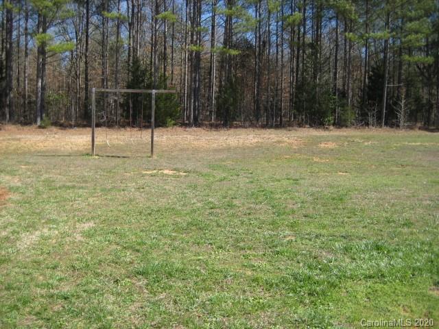 4014 Ruston Creek Road, Unit 86 Catawba, SC 29704 - Photo 36 of 48 a view of a yard with large trees