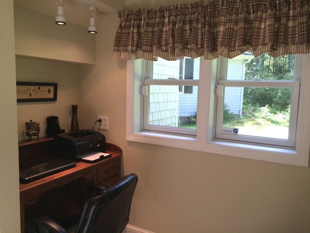 305 Murphy's Corner Road Woolwich, ME 04579 - Photo 5 of 34 This lovely and quiet work center...