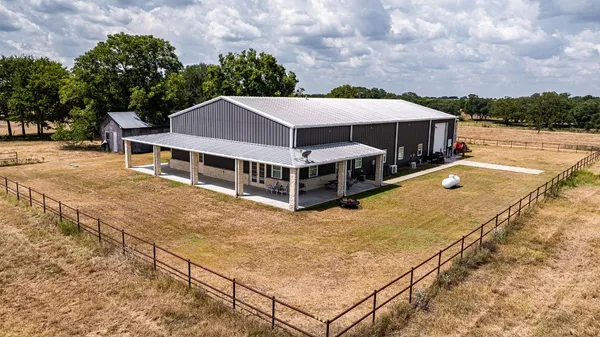 $1,325,000 | 258 Private Road 2006, Schulenburg, TX 78956