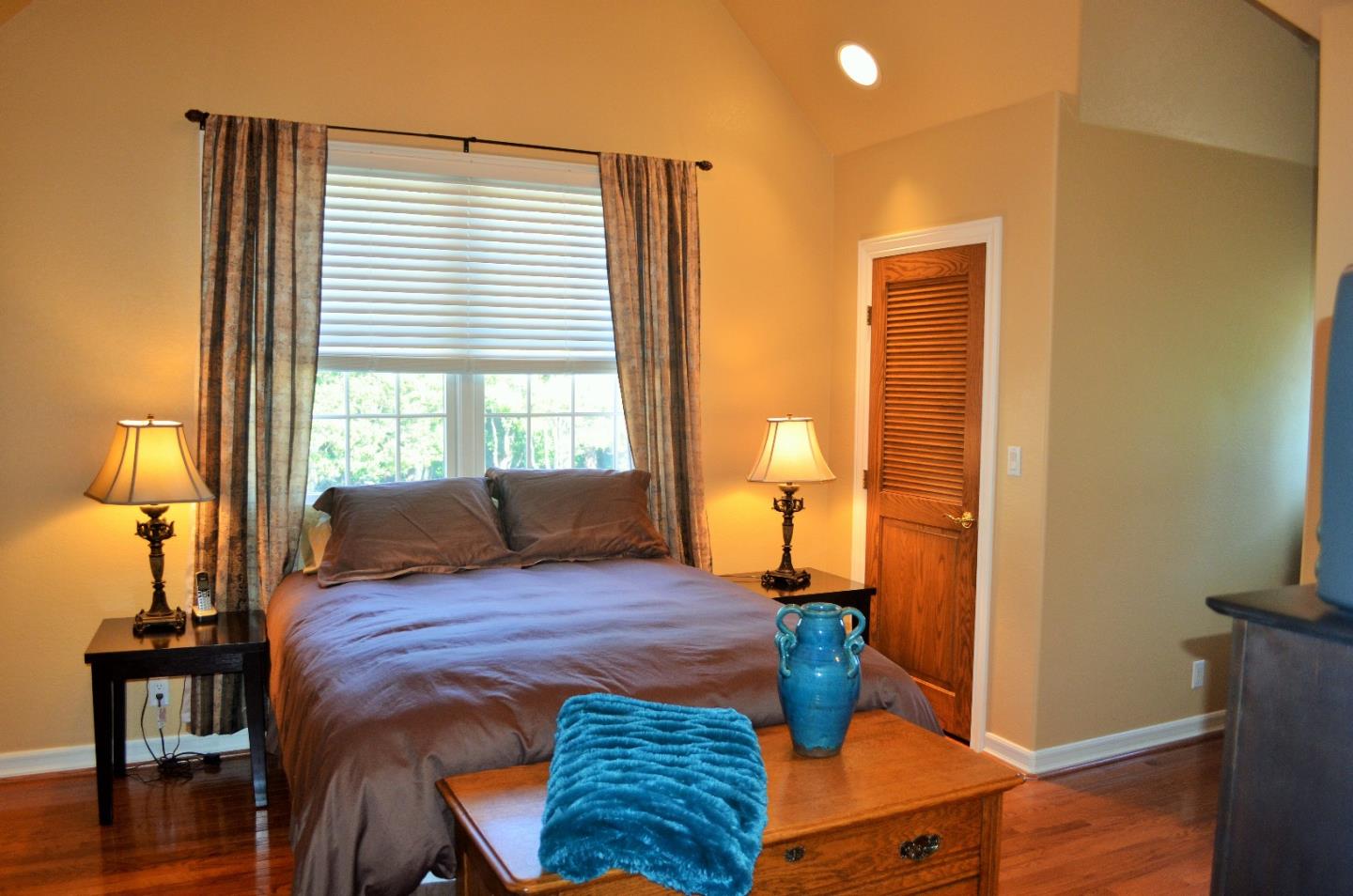 385 Tolak Road Aptos, CA 95003 - Photo 49 of 82 a bed room with a bed and a window