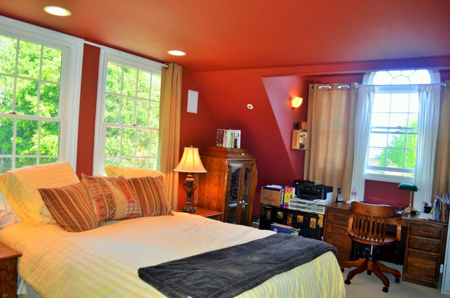 385 Tolak Road Aptos, CA 95003 - Photo 55 of 82 a bed room with a bed and a chair