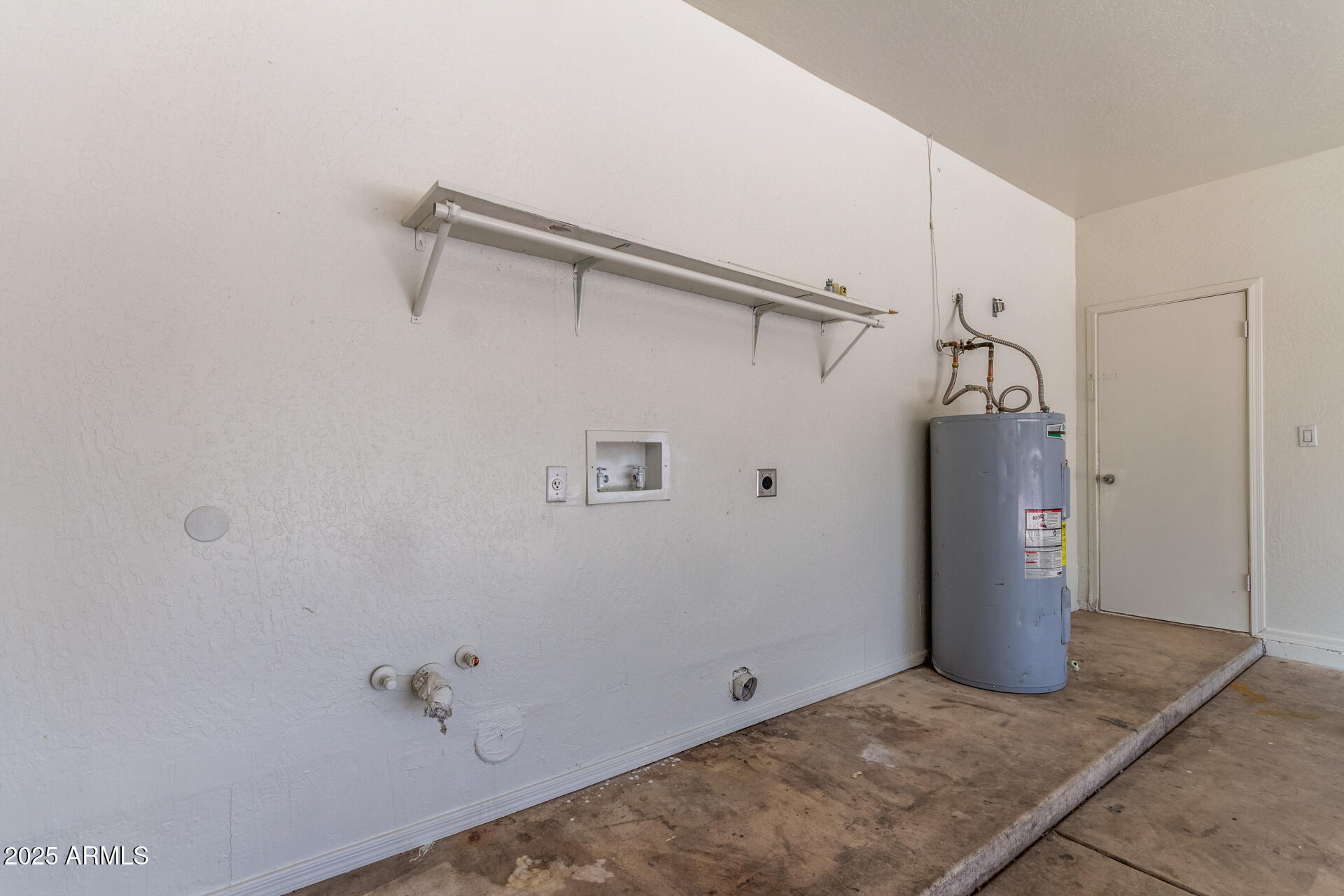 8676 West Mountain View Road Peoria, AZ 85345 - Photo 26 of 33