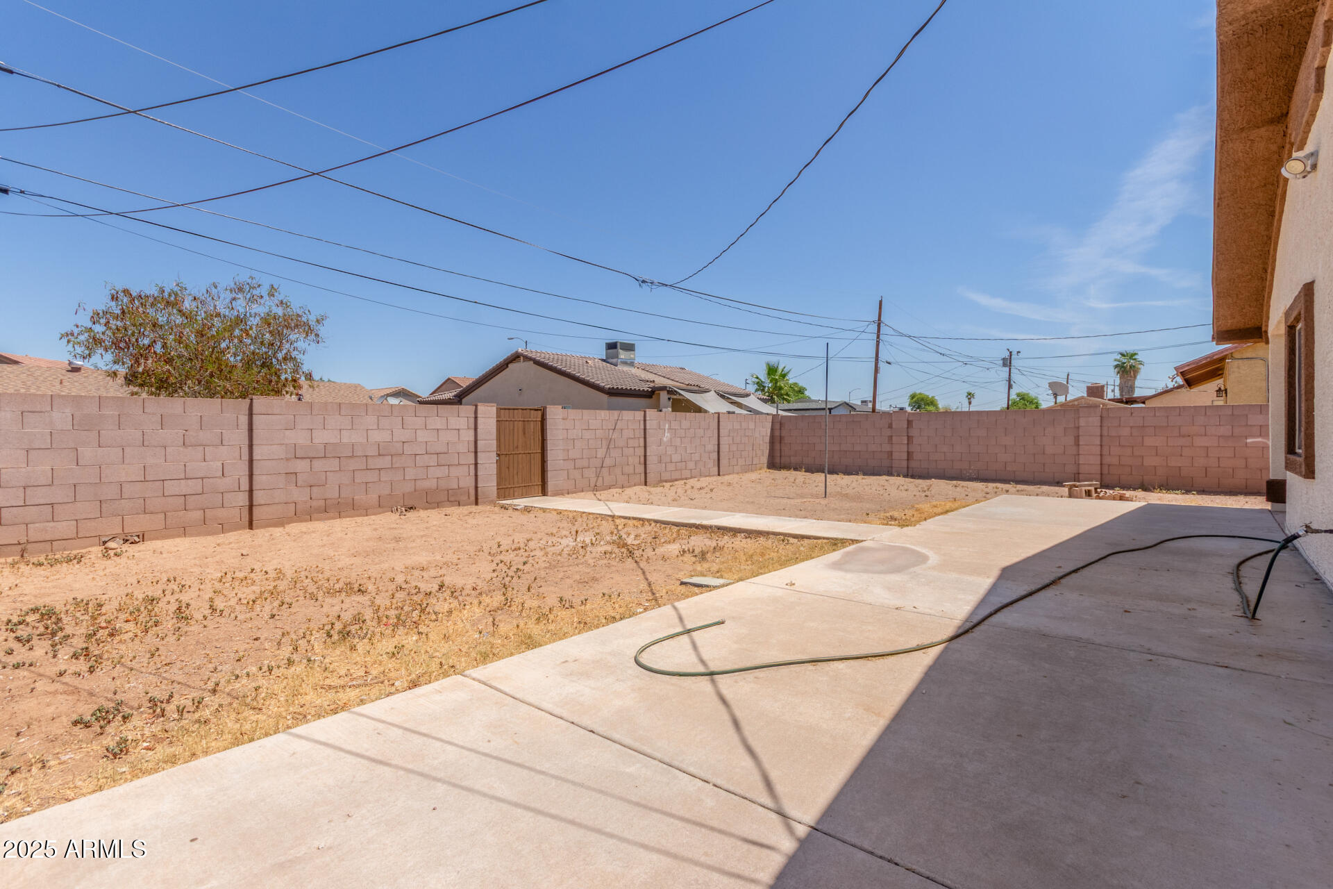 8676 West Mountain View Road Peoria, AZ 85345 - Photo 30 of 33 a view of a backyard