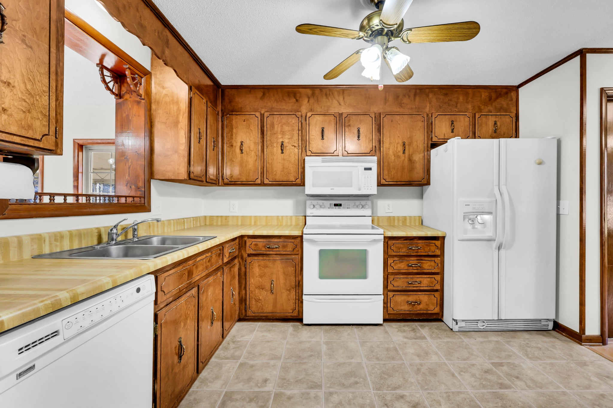 1138 Pleasant Valley Road Chapmansboro, TN 37035 - Photo 17 of 48