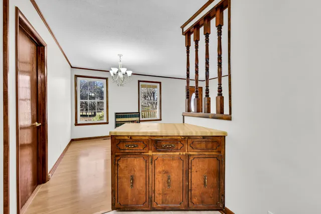 $379,900 | 1138 Pleasant Valley Road, Chapmansboro, TN 37035