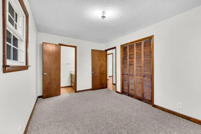 $379,900 | 1138 Pleasant Valley Road, Chapmansboro, TN 37035