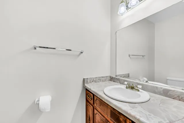 $379,900 | 1138 Pleasant Valley Road, Chapmansboro, TN 37035