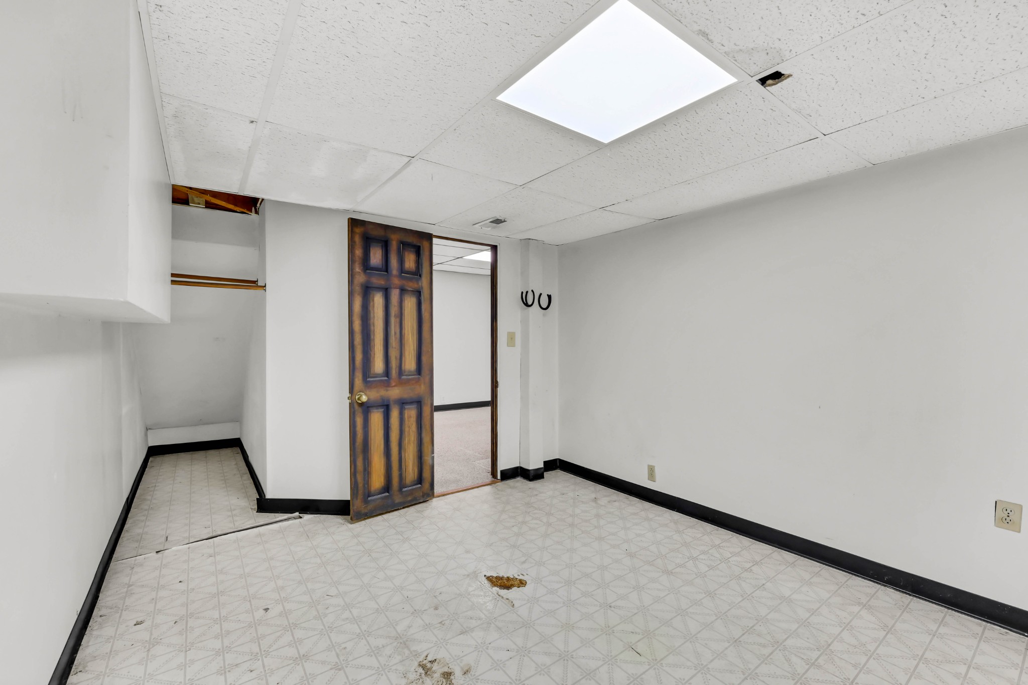 1138 Pleasant Valley Road Chapmansboro, TN 37035 - Photo 34 of 48