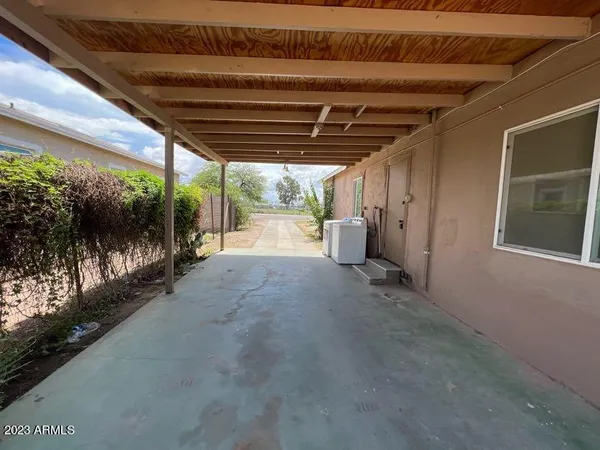 a house view with a outdoor space