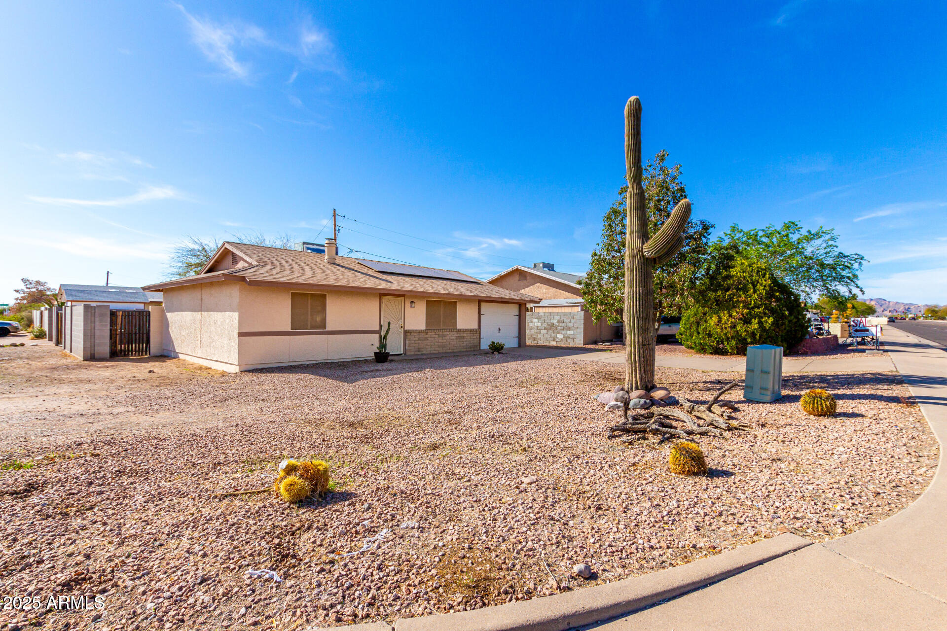 2020 South Idaho Road Apache Junction, AZ 85119 - Photo 3 of 31 03-Idaho