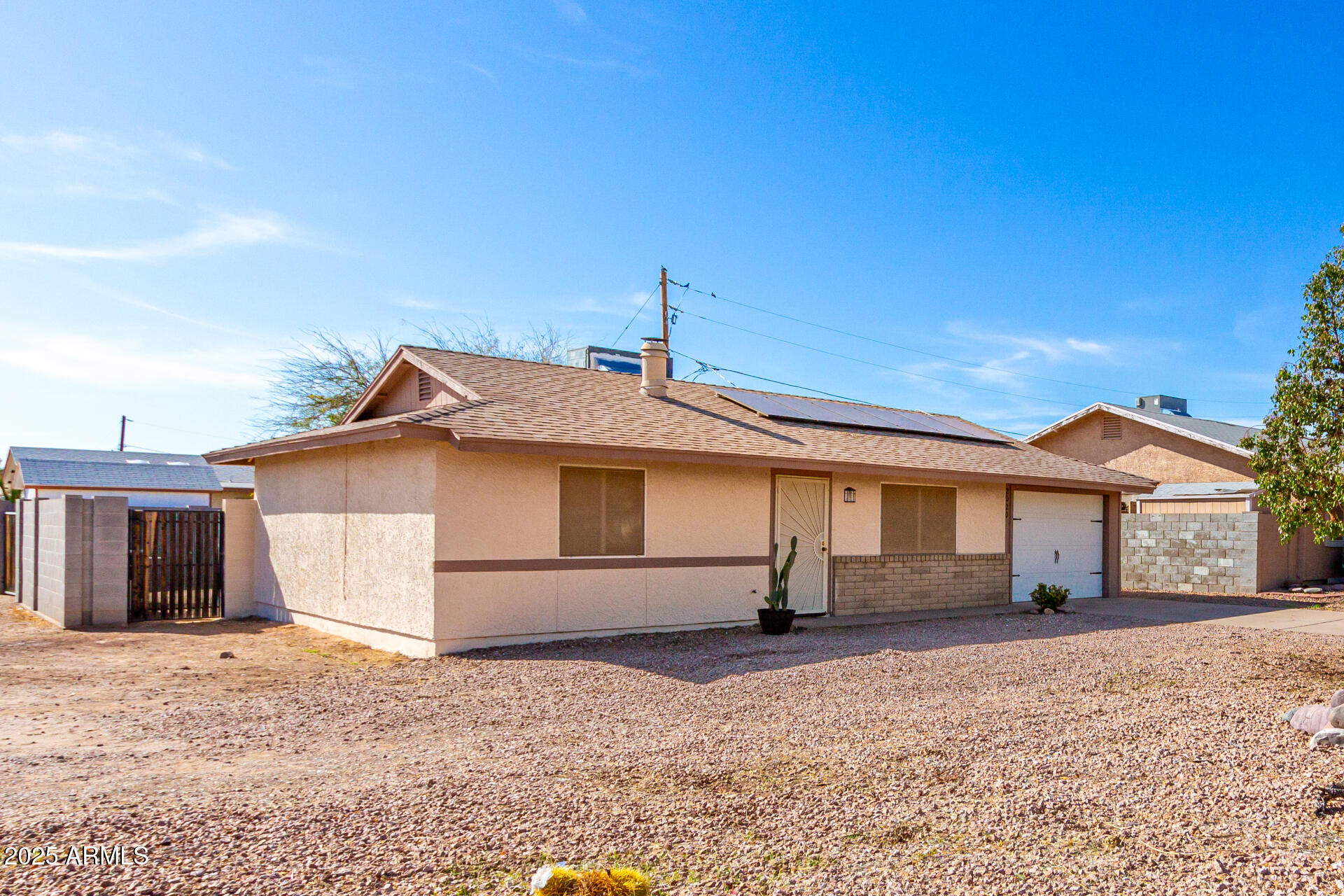 2020 South Idaho Road Apache Junction, AZ 85119 - Photo 4 of 31 04-Idaho