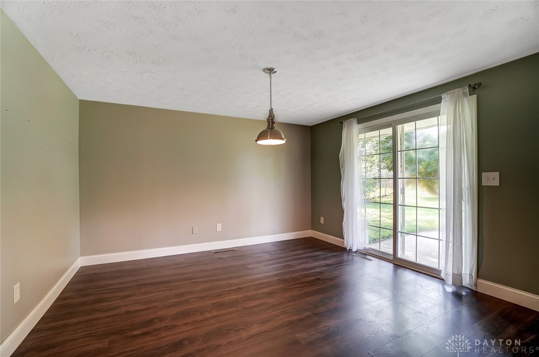 4960 Tilbury Road Huber Heights, OH 45424 - Photo 15 of 34