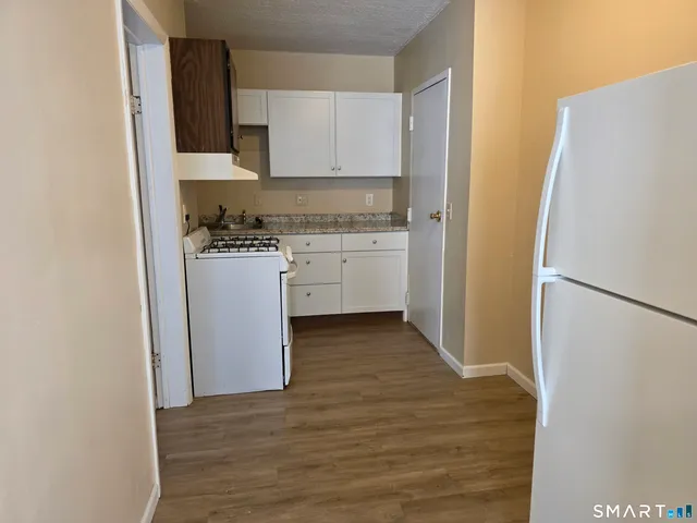 $1,000 | 41 Baltic Street, Unit 1, Norwich, CT 06360