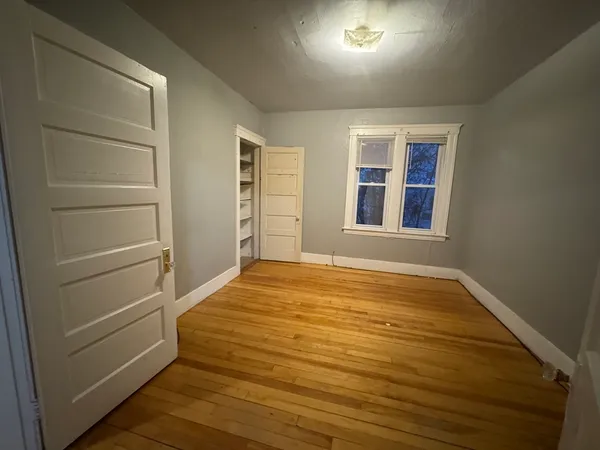 $2,000 | 156 Fairmont Avenue, Unit 2, Worcester, MA 01604