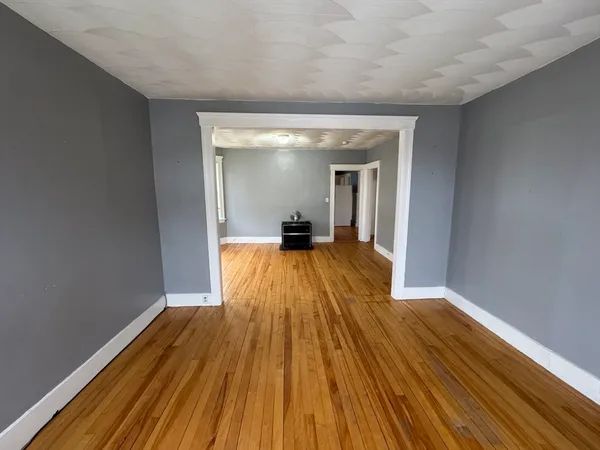 $2,000 | 156 Fairmont Avenue, Unit 2, Worcester, MA 01604
