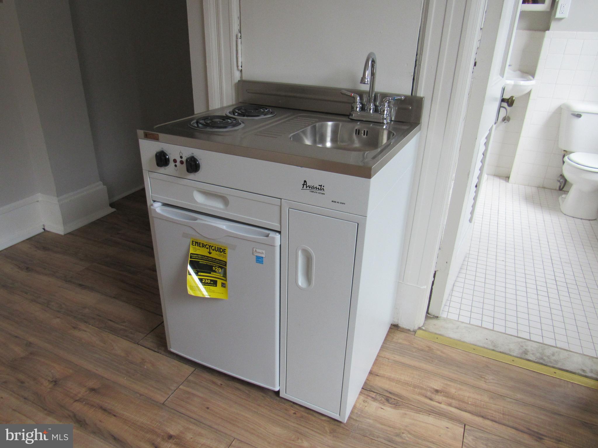 1324 Locust Street, Unit 604 Philadelphia, PA 19107 - Photo 12 of 25