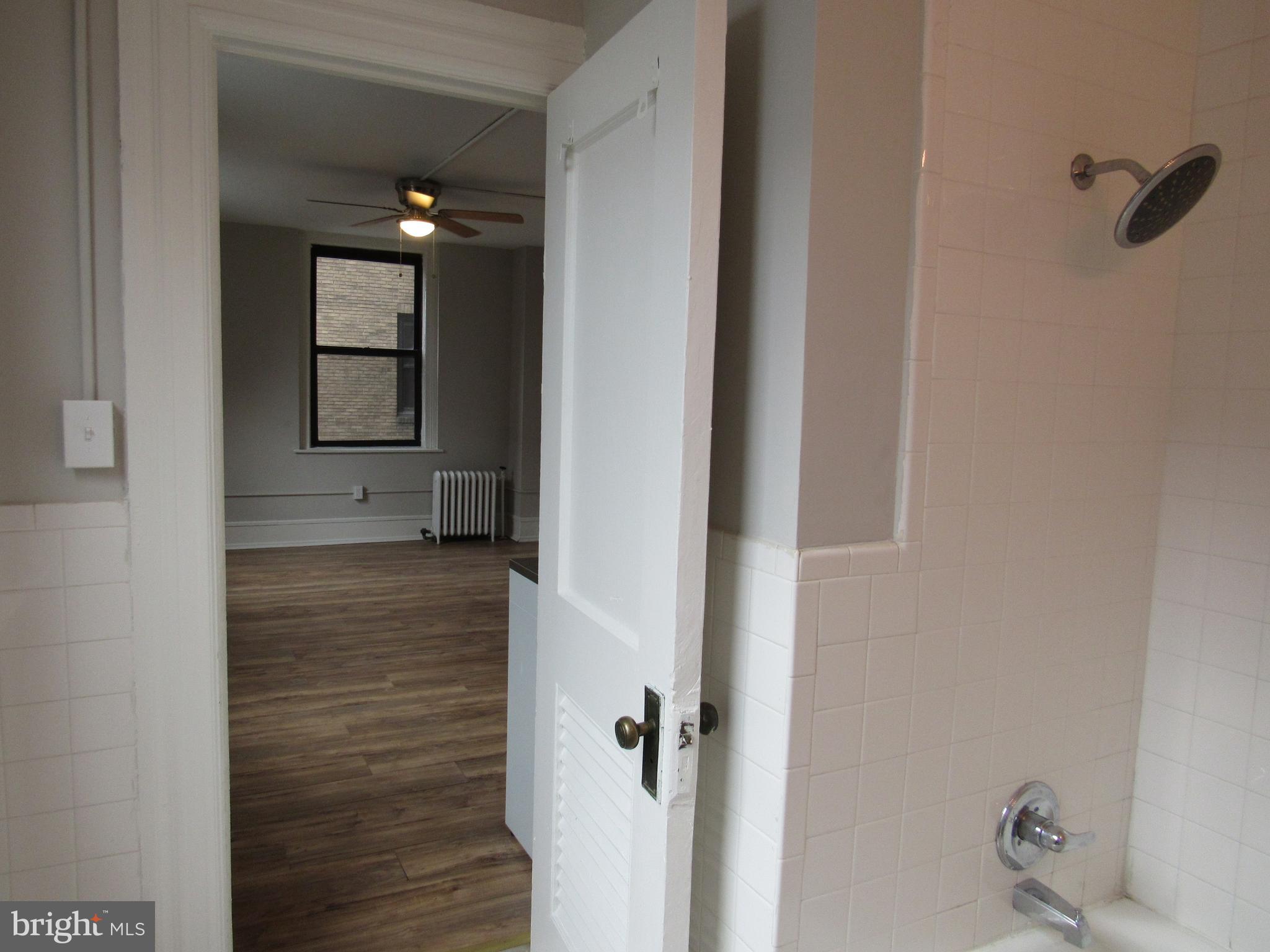 1324 Locust Street, Unit 604 Philadelphia, PA 19107 - Photo 18 of 25