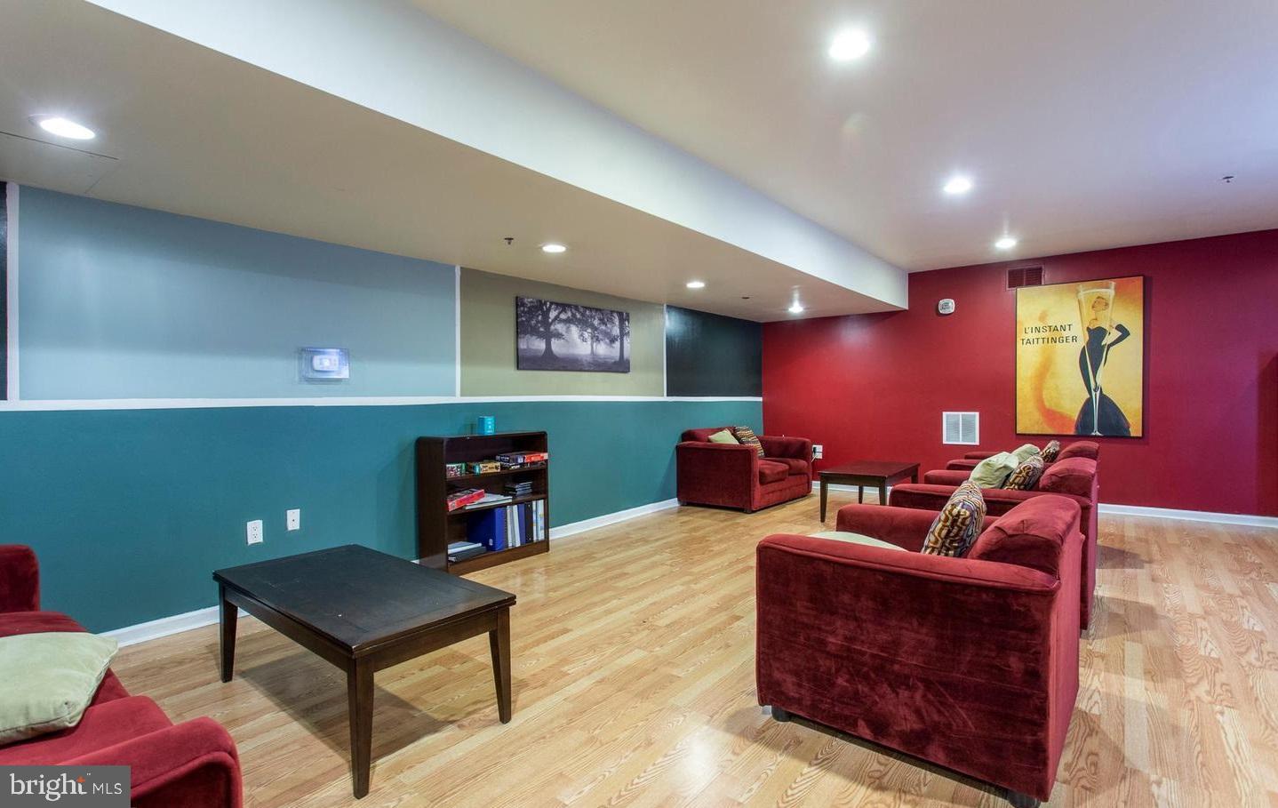 1324 Locust Street, Unit 604 Philadelphia, PA 19107 - Photo 21 of 25
