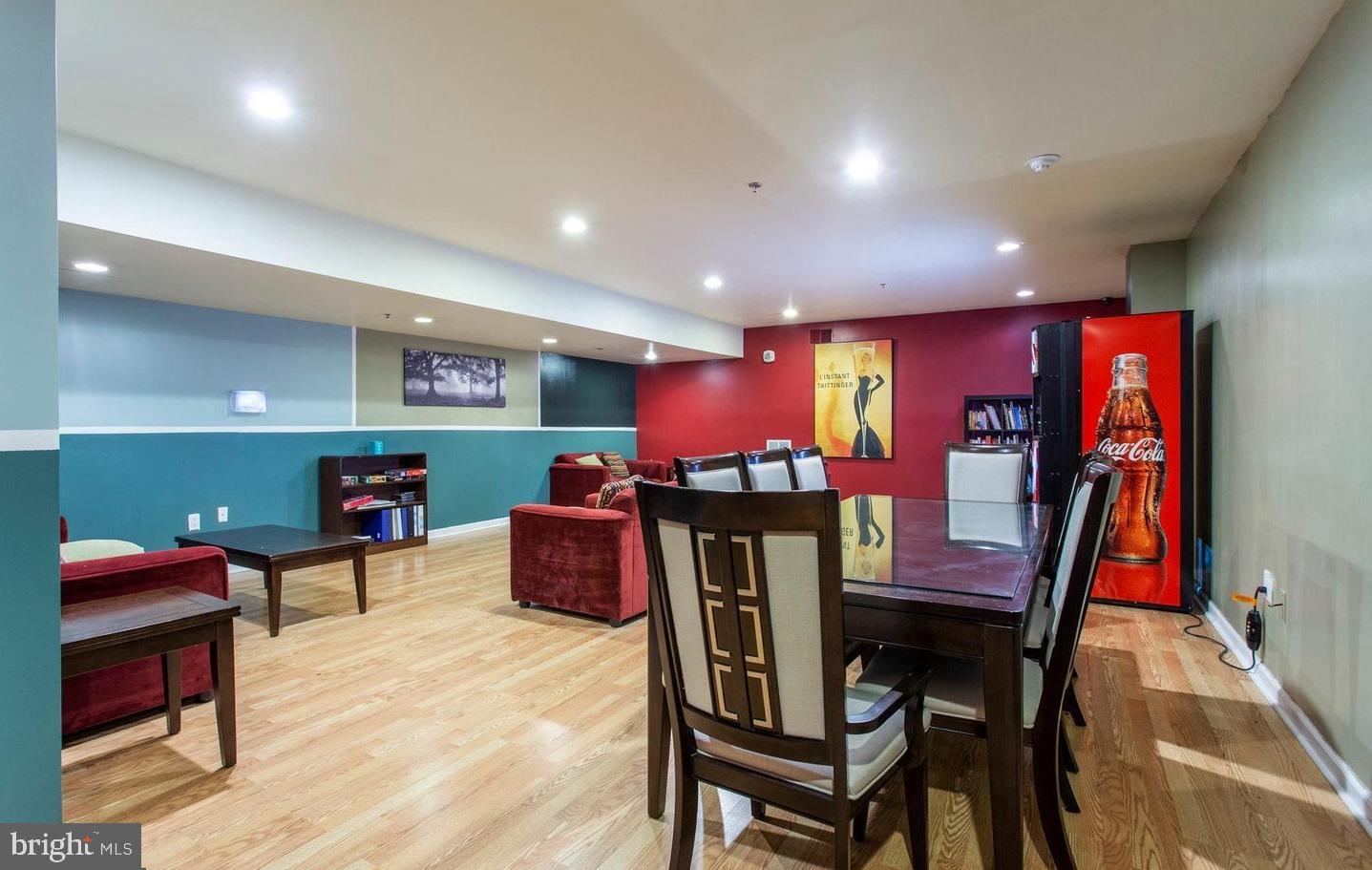 1324 Locust Street, Unit 604 Philadelphia, PA 19107 - Photo 25 of 25