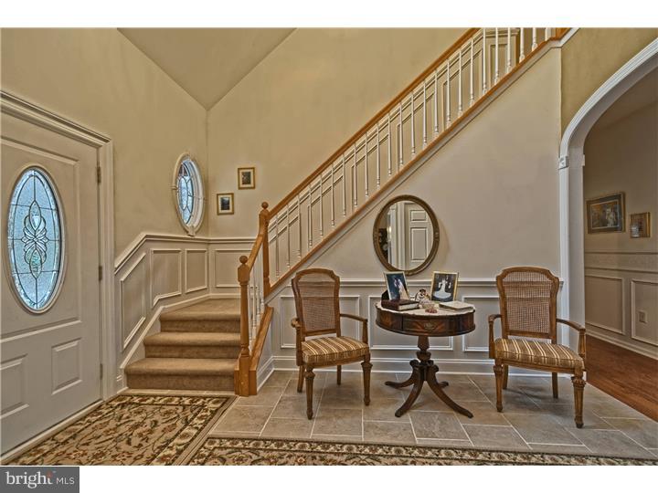200 Thies Road Sewell, NJ 08080 - Photo 6 of 25 Foyer