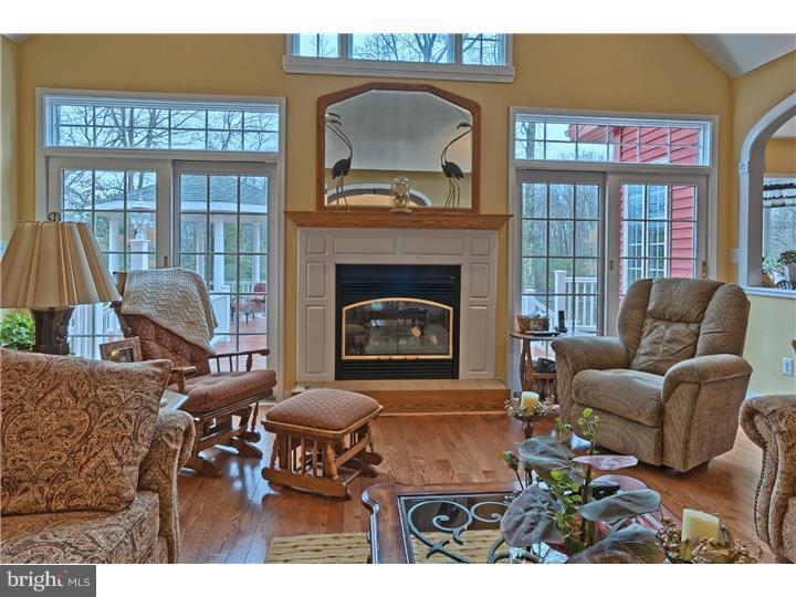 200 Thies Road Sewell, NJ 08080 - Photo 8 of 25 Great Room