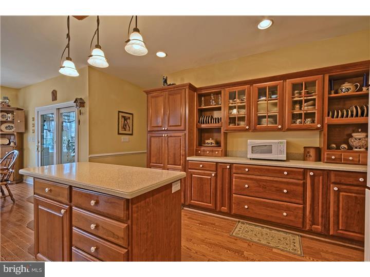 200 Thies Road Sewell, NJ 08080 - Photo 10 of 25 Kitchen