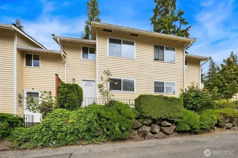 $549,950 | 12024 101st Avenue Northeast, Unit E3, Kirkland, WA 98034