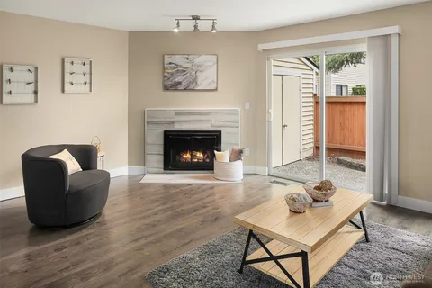 $549,950 | 12024 101st Avenue Northeast, Unit E3, Kirkland, WA 98034