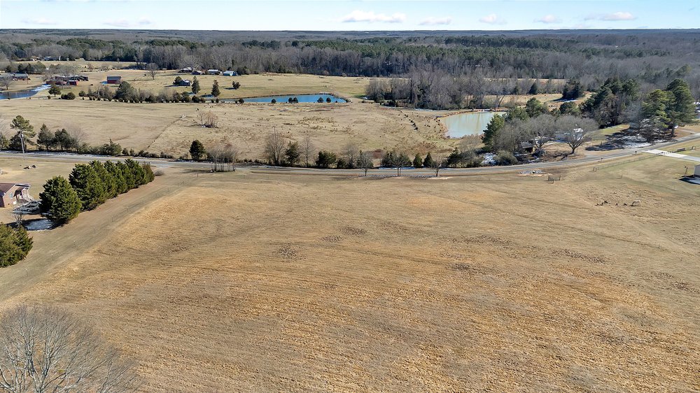 306 S-04-489 Anderson, SC 29621 - Photo 6 of 8 Property and beyond