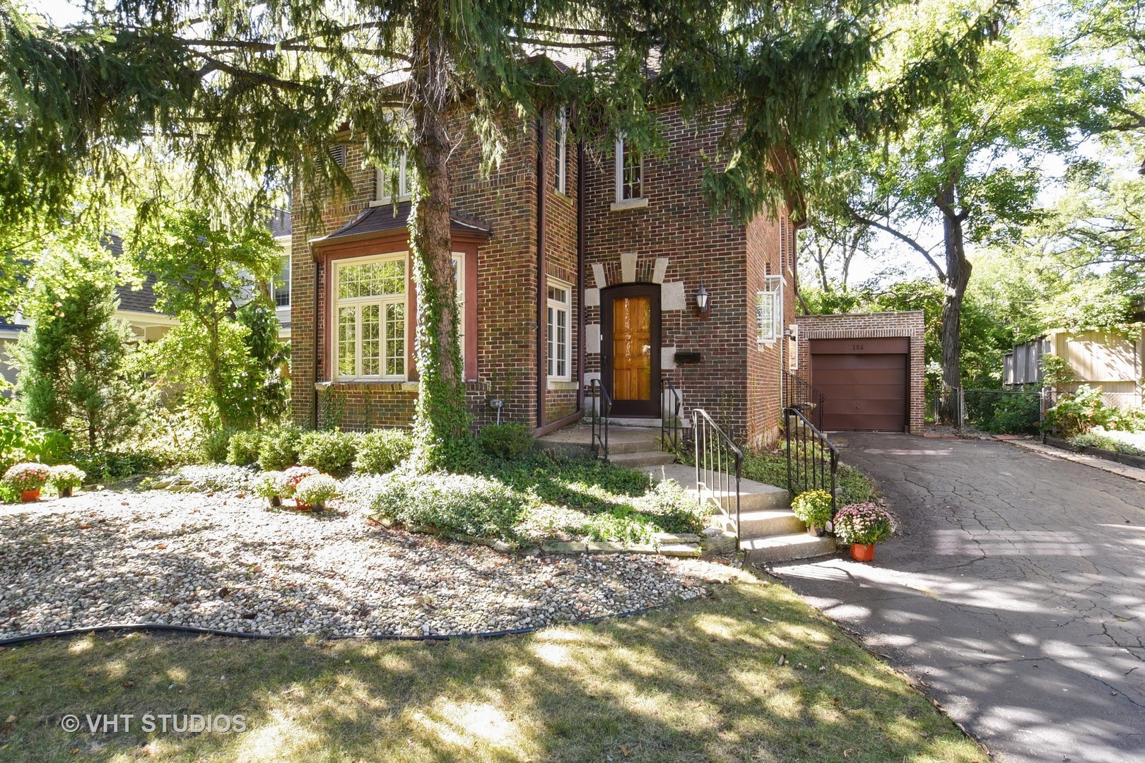356 Sumac Road Highland Park, IL 60035 - Photo 1 of 23