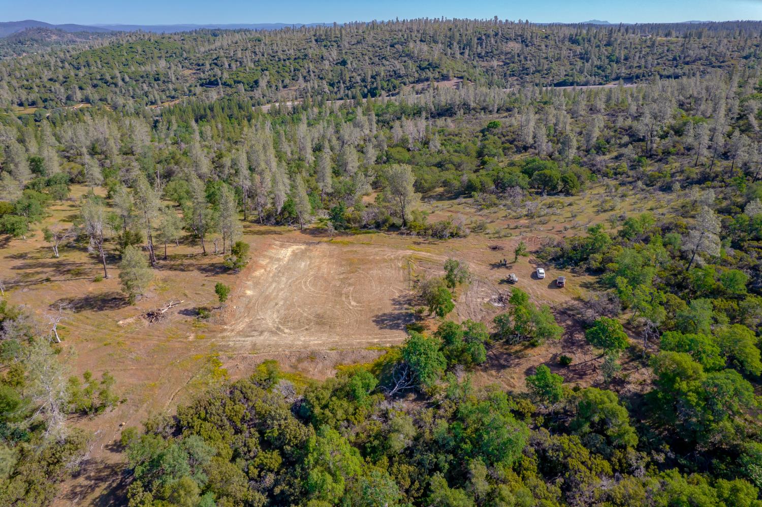 14040 Deadmans Flat Road Grass Valley, CA 95945 - Photo 2 of 15
