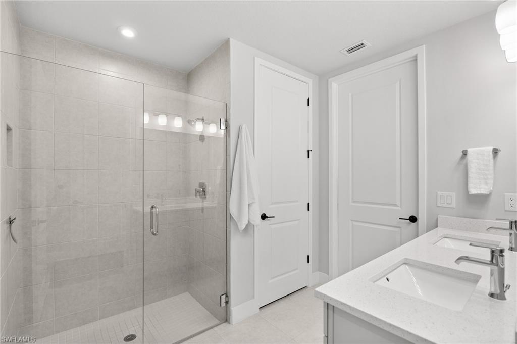 4705 Arboretum Circle, Unit 101 Naples, FL 34112 - Photo 22 of 32