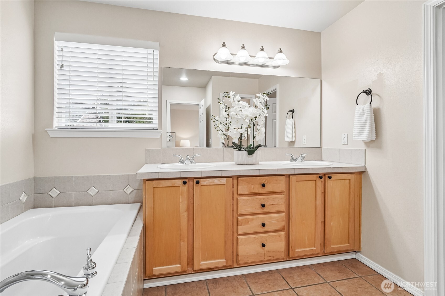 111 Nellis Road Bothell, WA 98012 - Photo 15 of 23