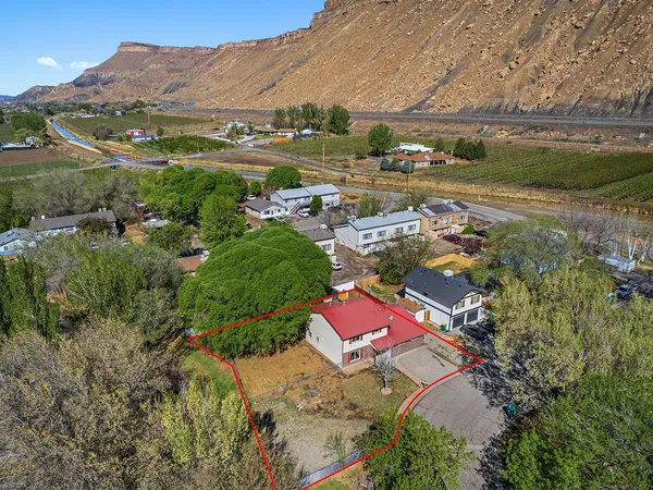 $574,900 | 122 Davis Circle, Palisade, CO 81526