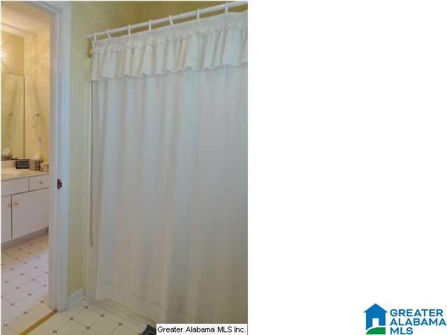 1014 Crest Road Leeds, AL 35094 - Photo 24 of 32