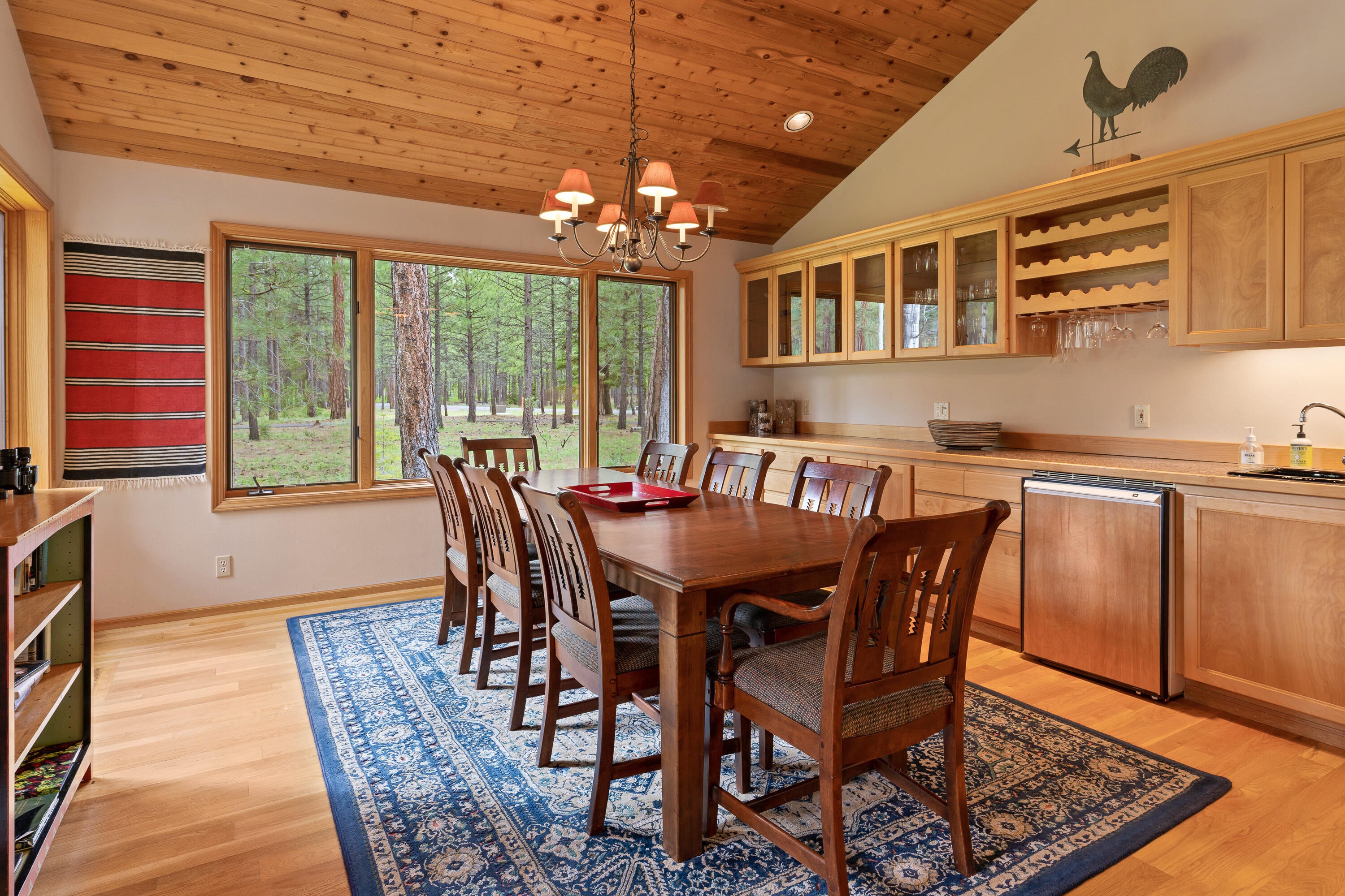 13370 Spirea Black Butte Ranch, OR 97759 - Photo 4 of 34 DSC02447
